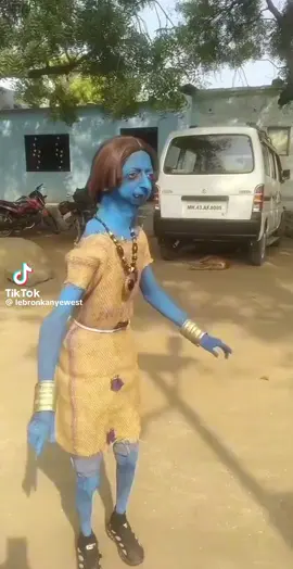 She got the moves #funny #indiandance #women #fyp #dance #lol #viral #blowthisup 
