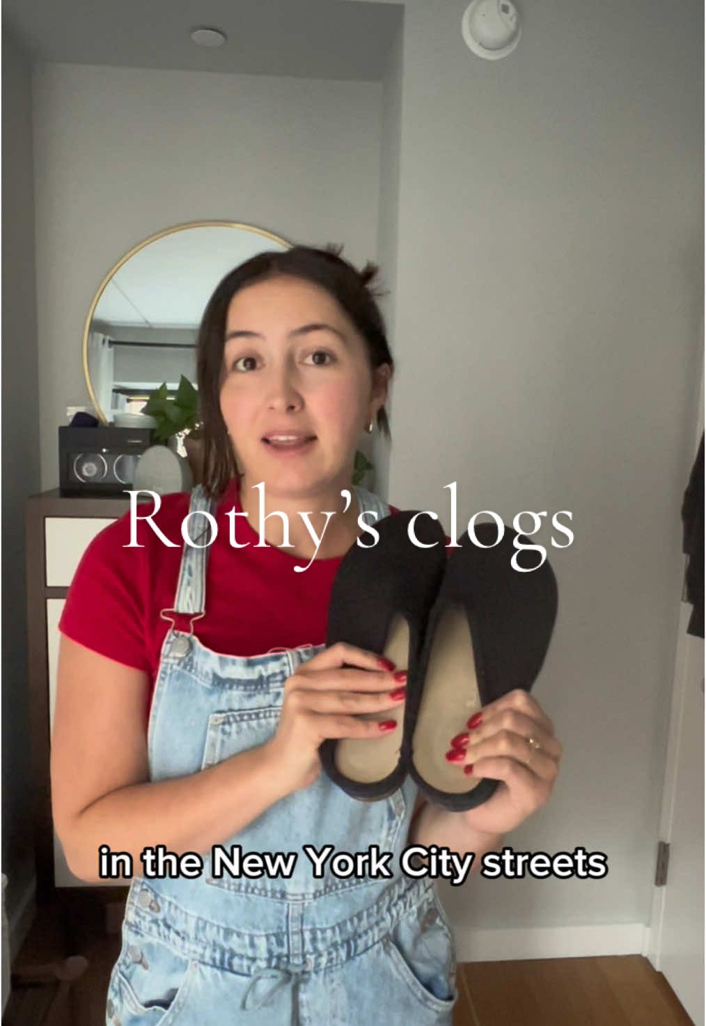 Obsessed with my Casual Clog from @Rothy’s ! And being machine washable is amazing #rothys #clogs #cozyathome #OOTD #sustainablefashion #diml #tutorial #productreview 