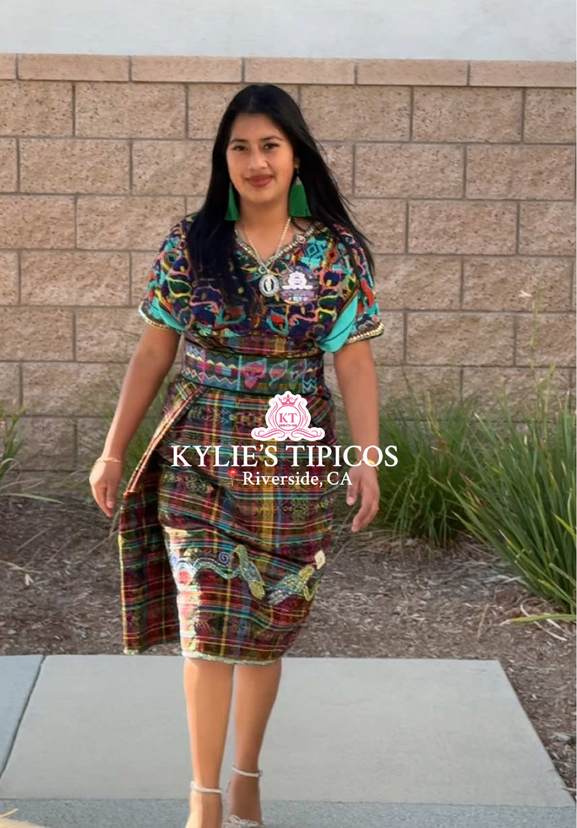 Hermoso traje disponible ✅ #parati #kyliestipicos #chapinas502🇬🇹 #trajestipicos🇬🇹🥰 #modafeminina #quiche #paratiiiiiiiiiiiiiiiiiiiiiiiiiiiiiiiiiii #fypシ #chapin 
