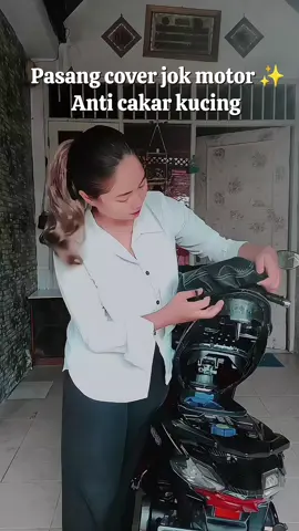 Rekomendasi cover jok motor🥰 #coverjok #kulitjokmotor #kulitjok #kulitjokanticakarkucing #coverjokbeat #kulitjokbeat #fyp #produkviral #fypp #modifikasibeat 