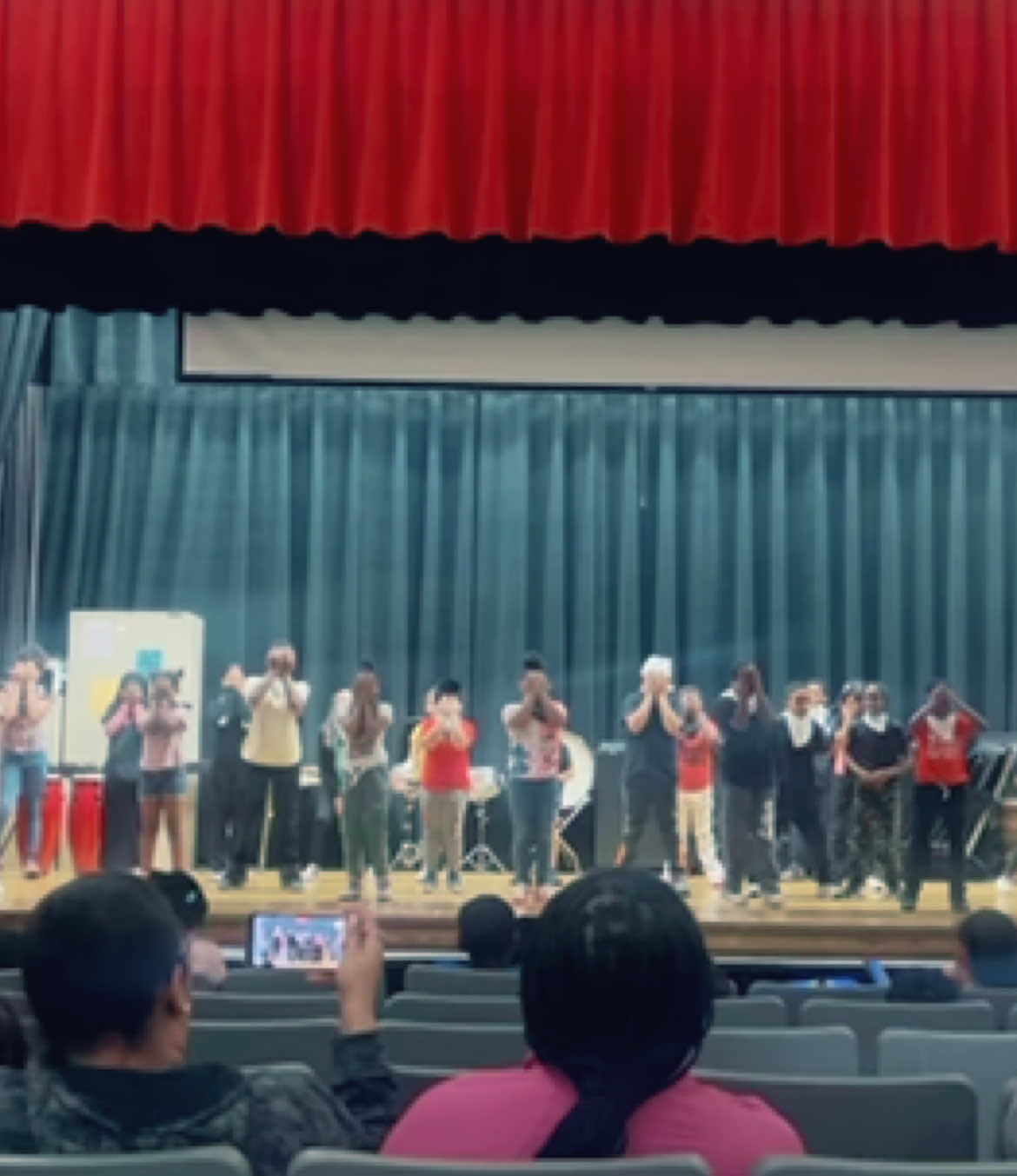 #danceteacher #peekaboo #hiphopteacher #queenbridagoat 