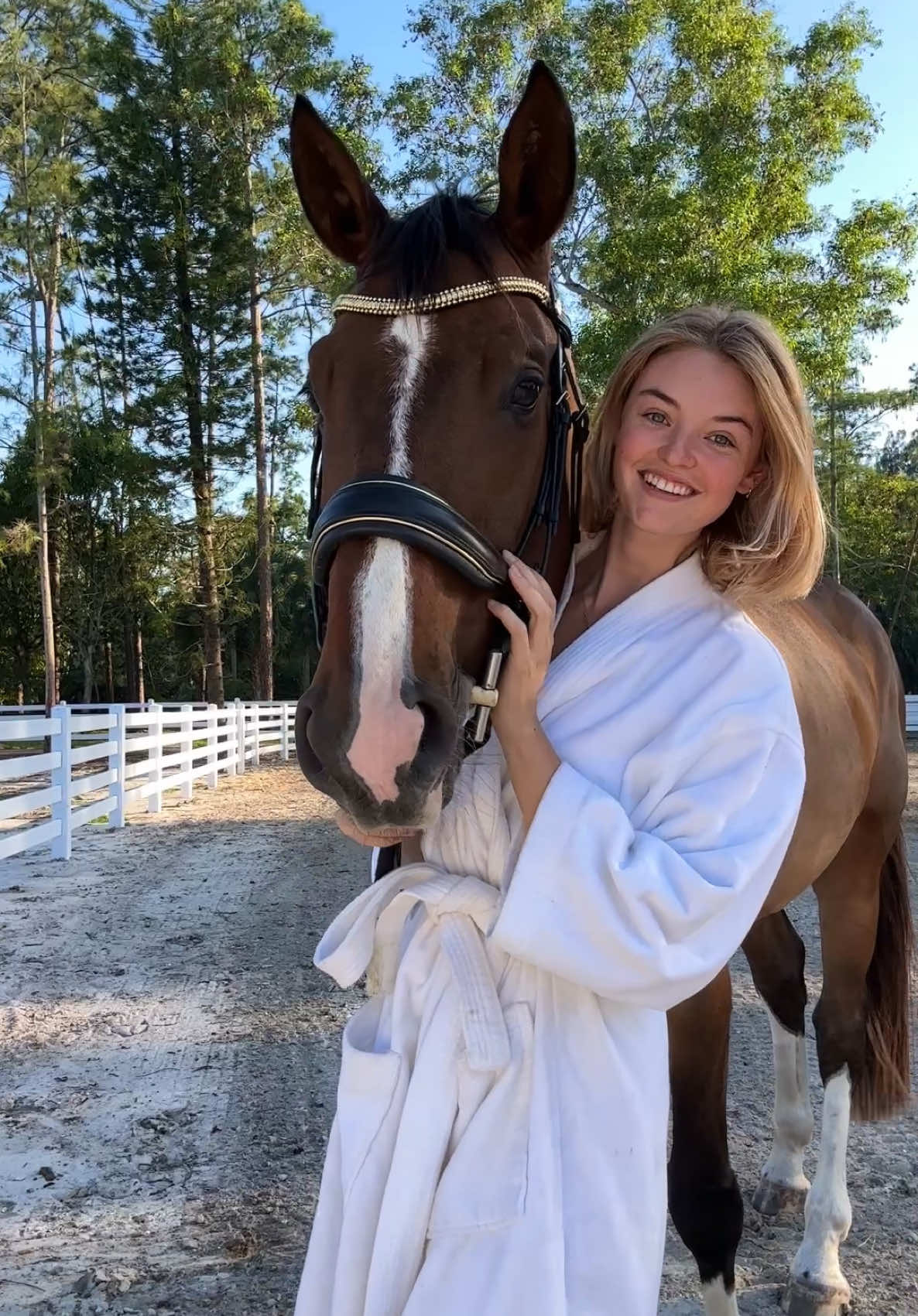 Reasons to have your horse in your backyard 😂🤪 He’s a goooood boy 🥰  #equestrian #horsegirl #horse #horses #farmgirl #horserider #fashion #model #fyp #cutegirl #fashionmodel #vs #vsfs #prettygirl #girl #horsegirl #horse #horses #horseriding #horsesoftiktok #horsetok #girlfriend #cutegirl #farmgirl #horserider #equestrian #horsegirlvibes #model #modellife #hotgirlsummer #farmgirl #farmersdaughter #farmtok #farmlife 