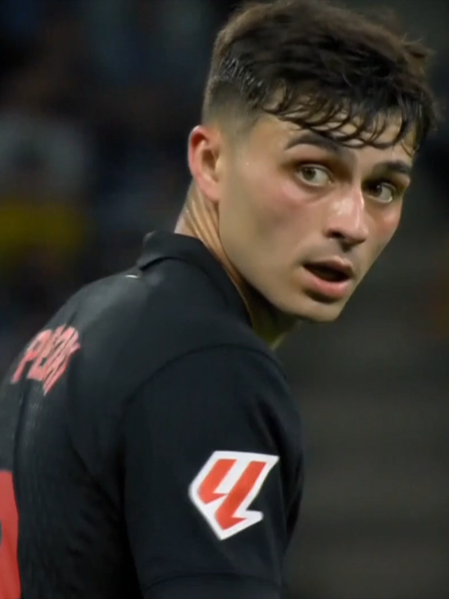 200 games with barca and lock the title of LaLiga today!🎱🪄💙❤️🏆 #EspanyolBarça #LaLiga #champions #pedri #pedrigonzalez #fcbarcelona #barcelona #fyp #foryou #xybca 