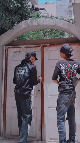 يلا بينا ننزل موقـفـنا🔥.       انـا جـاي اخـد الـتـرنـد بـطـريـقــتي☝🏻❤️‍🔥                                    يـتقـدر اخـواتـي👀🔥 #حـمـو_نـيـمـار♕🥇✨ #الفلكي_زقزوق👑❤  #نيمار_ابن_الفلكي_شخصيا💋🥷🏿  #الرجعه_فاجعه❤😉🔥 #foryou   #حركه_الاكسبلور🖤🔥 #الرتش_واقع🙃🖤 #_neymar__2010🌍💋 