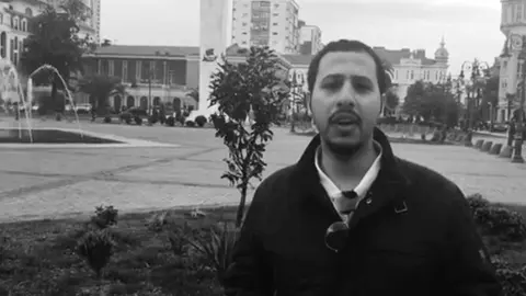 روحـت الايـام والـنـيه الـنـيـه واحسب التاريخ هجري وميلادي فرحة الغالي ليا شاف غاليه  ‏حاجةٍ تسوى بعد طول الابعادي ما يجيب الضغط ولا الحساسيه  ‏غير فرقا الزين مركوز الانهادي  علمينا ..  يالهبوب الجنوبيه  شوفته تغني عن الملح والزادي  #محمد_بن_زميع 