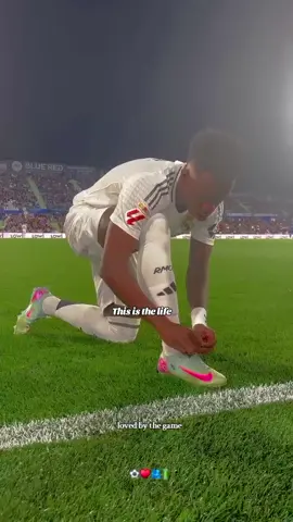 loved by the game  ⚽️♥️🫂🔋🏟🫀🧠 #football #Soccer #fyp #bro #risingballers #aesthetic #foryoupage 