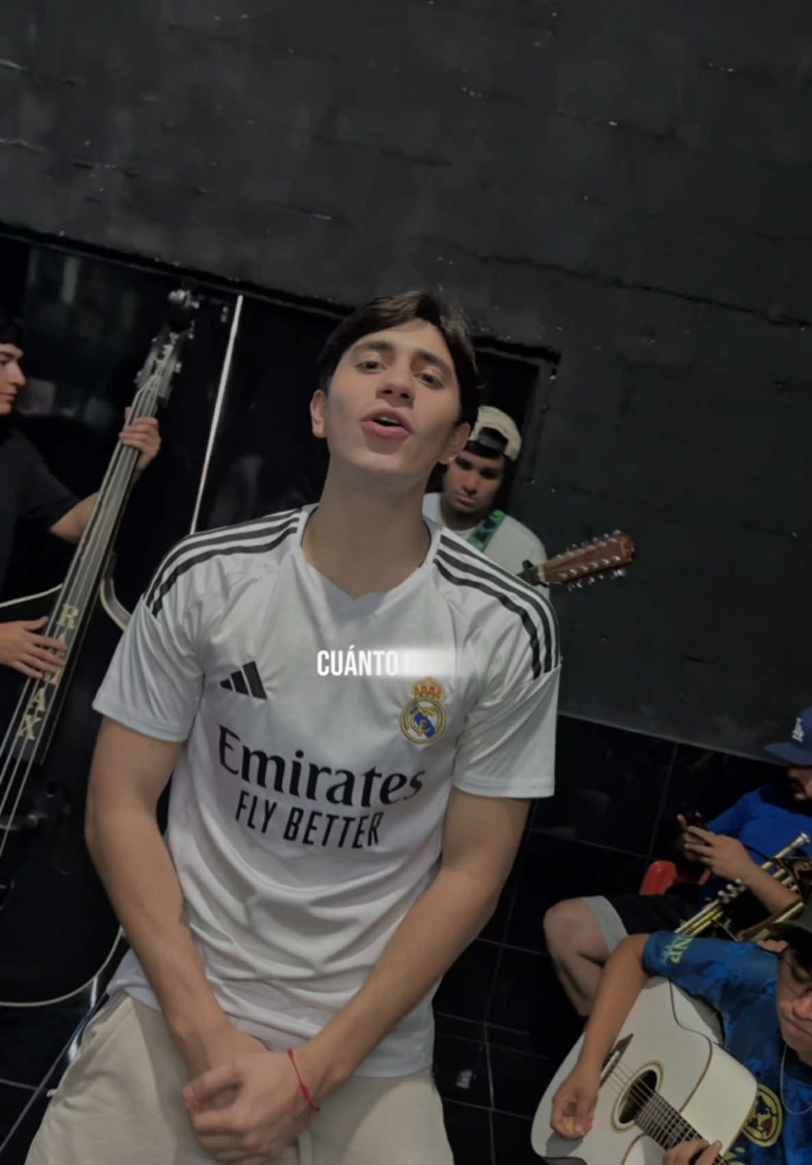 Cuánto costará? #AdrianLSantos #nuevamusica #musicaromantica #inspiracion #unpinchebeso 