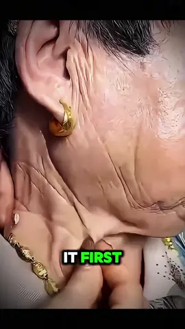 7-Day Neck Line Blurring Cream #TikTokShop #tiktok #neck #neckcream #youthfulneck #neckfirmingcream #beauty #zseaskincare#TiktokShopMemorialDay