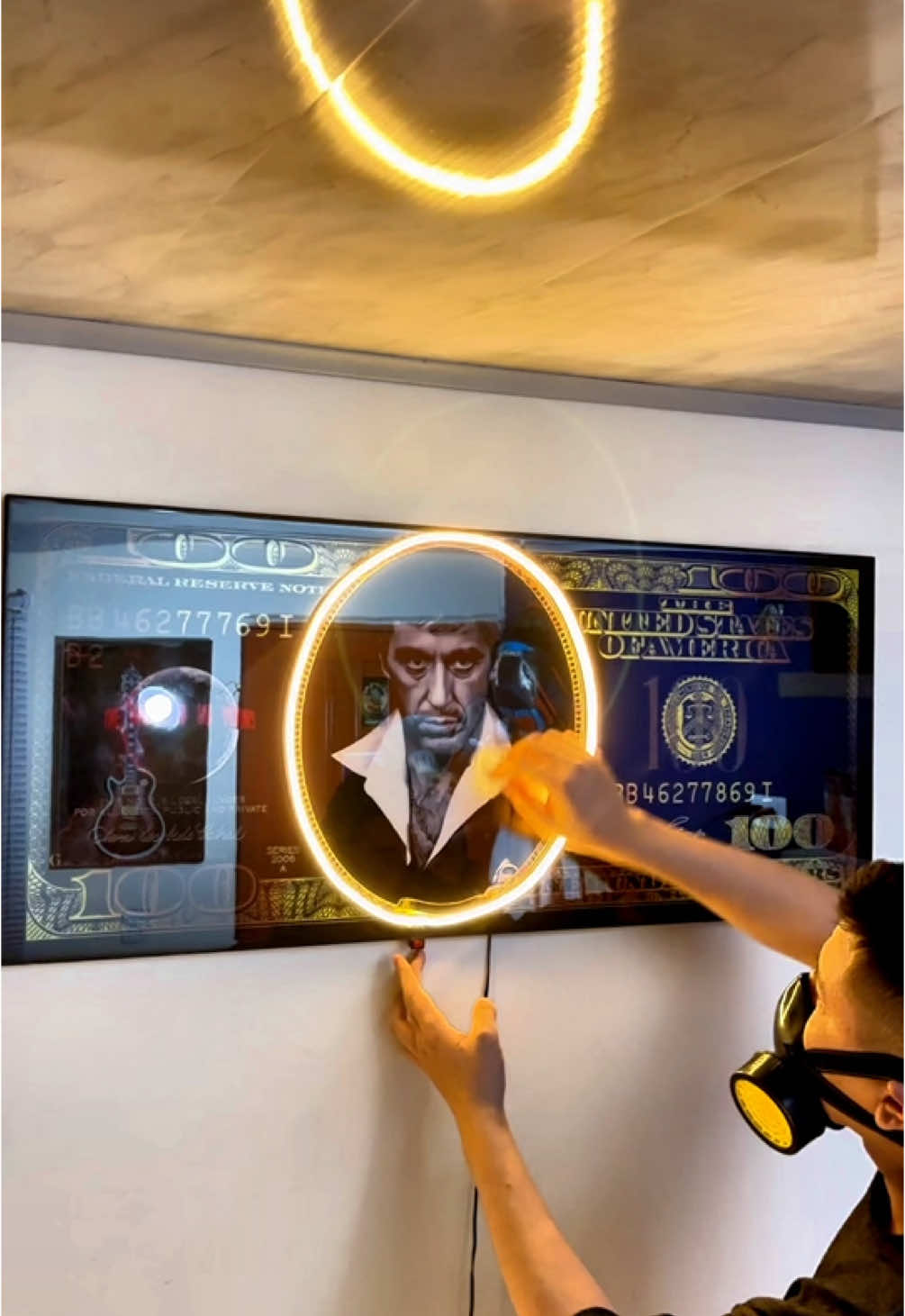 Tony Montana dollar 100cm x 42cm 💵💵🔥 #theworldisyours #scarface #tonymontana #antoniomontana #stremers #setup #medellin #cali #bogota 