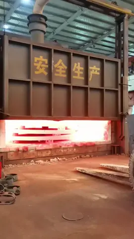 As a core load-bearing component of submersibles in deep-sea high-pressure environments, the forging process of pressure hull heads directly influences material performance, structural strength, and reliability.#forging