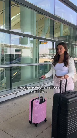 i am down & my bags are packed 💅✈️🧳 #girls #girlstrip #travel #vacation 