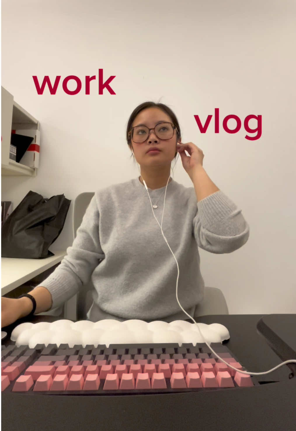 anotha productive day of the week 👩🏻‍💻  #workvlog #cometoworkwithme #corporate #hr #admin #officevlog #9to5 