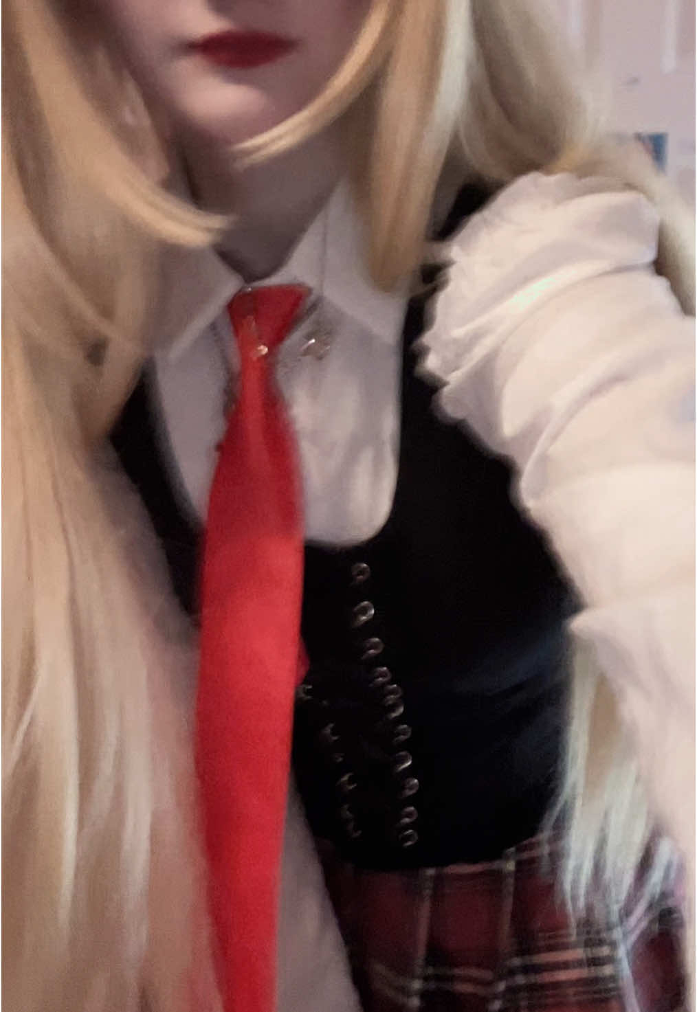 Atop i sid bad 🩷 #misa #misaamane #misamisa #deathnote #misacosplay #misaamanecosplay #cosplay #deathnotecosplay #gnarly #katseye #gnarlykatseye #kpop #dance #viral #fyp