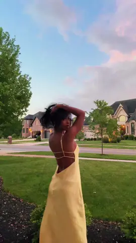 Wind was not on my side today #Summer #dresses #butteryellow #sorority 