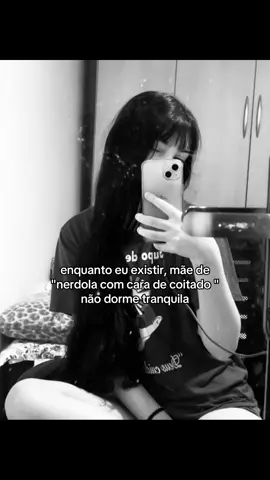 atinge o ponto fraco  #foryoupage #franjinha  #emo #nerdola🤓☝️ 