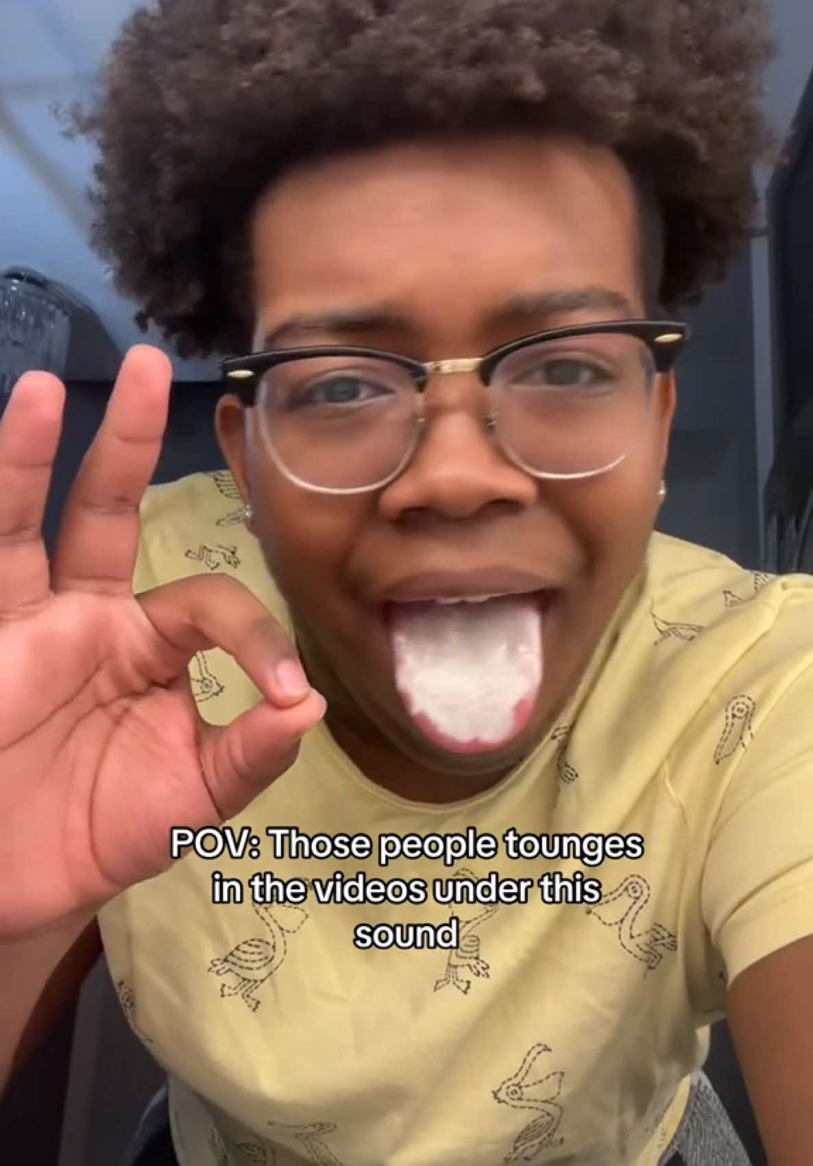 Like brush your tongue …… (Give me credits if you wanna copy) #stopandwait #trend #tongue #xybca #tiktoktrend #fyp #relatable #relateable 