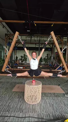 Celebrating another year of growth, strength, and flexibility… literally! 🎉🕯️ Watch her hang tall on the Pravilo stretching machine while blowing out birthday candles—because milestones aren’t just about age, they’re about progress and self-care. Hanging upside down promotes spinal decompression, improves circulation, and feels amazing after hard workouts. This is a reminder that every day is a chance to stretch, strengthen, and celebrate your body’s incredible potential. Ready to make your own progress birthday-worthy? Let’s hang in there and grow stronger together! 🙌🎂💪 #Pravilo #StretchToSuccess #FlexibilityGoals #UnlockYourPotential #FitnessJourney #MotivationMonday #StrengthAndFlexibility #Privetalberto   #PraviloStretch #BirthdayGoals #FlexibilityJourney #MobilityMatters #SpinalDecompression #StretchAndCelebrate #BodyFreedom #ActiveLifestyle #FitLife #StretchingRoutine #MobilityTraining #HealthyMovement #StretchDaily #PainFreeMovement #RecoveryMode #StrengthAndStretch #FlexibilityForLife #MoveBetterFeelBetter #WellnessJourney #CelebrateProgress 