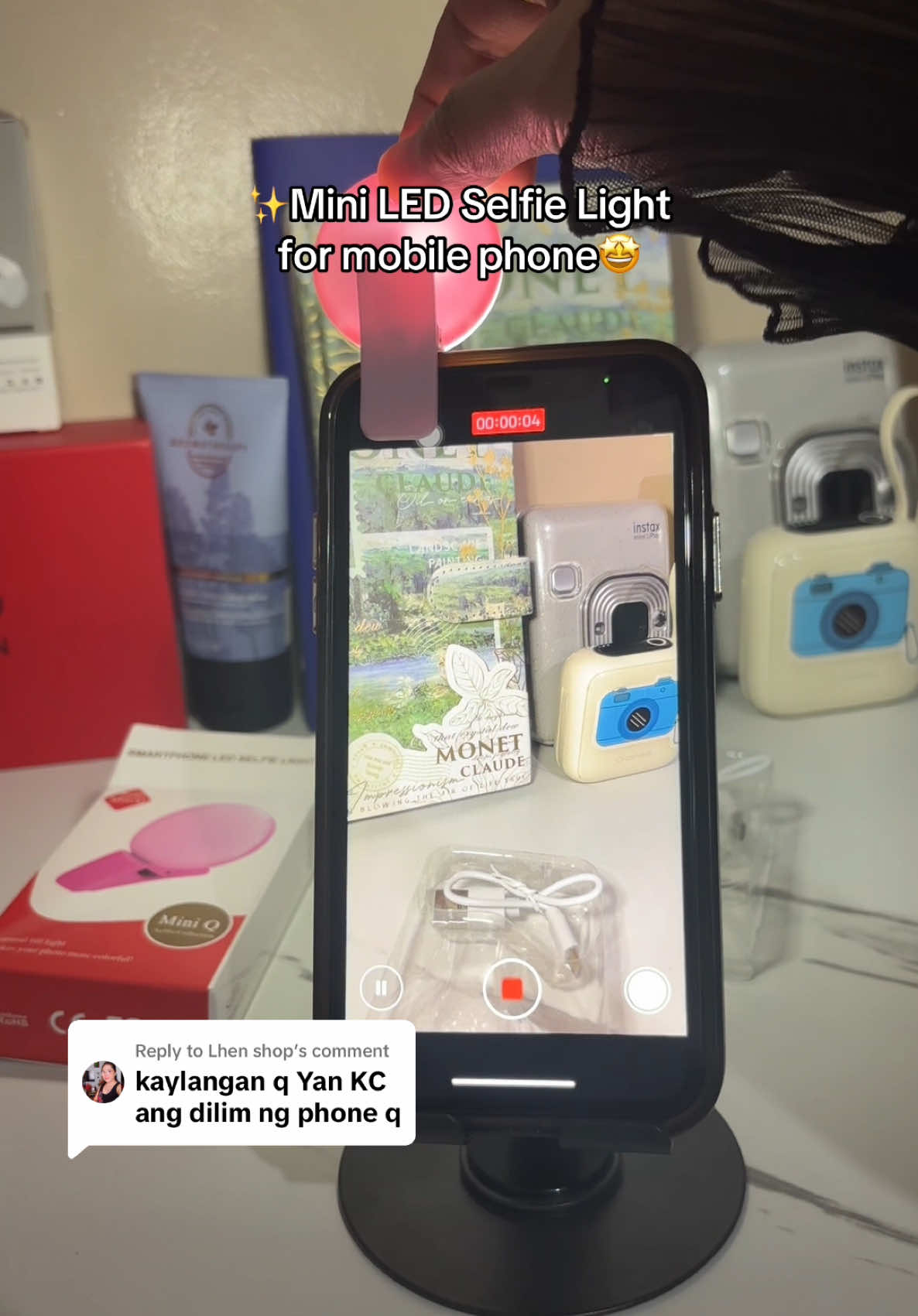 Replying to @Lhen shop Buy na sis, very affordable siya☺️🥰✨ #miniringlight #ledlight #ledlights #selfielight #minilight #miniselfielight #portablelight #ringlight #foryou 