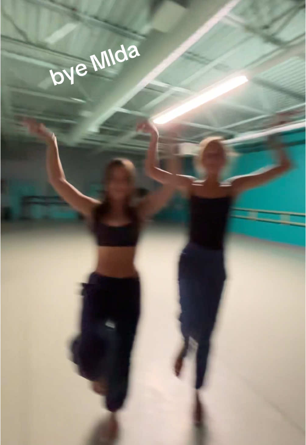 Seniors out 🤛🏻 #fairy #seniors #mldalove💜 #peaceout #2025 