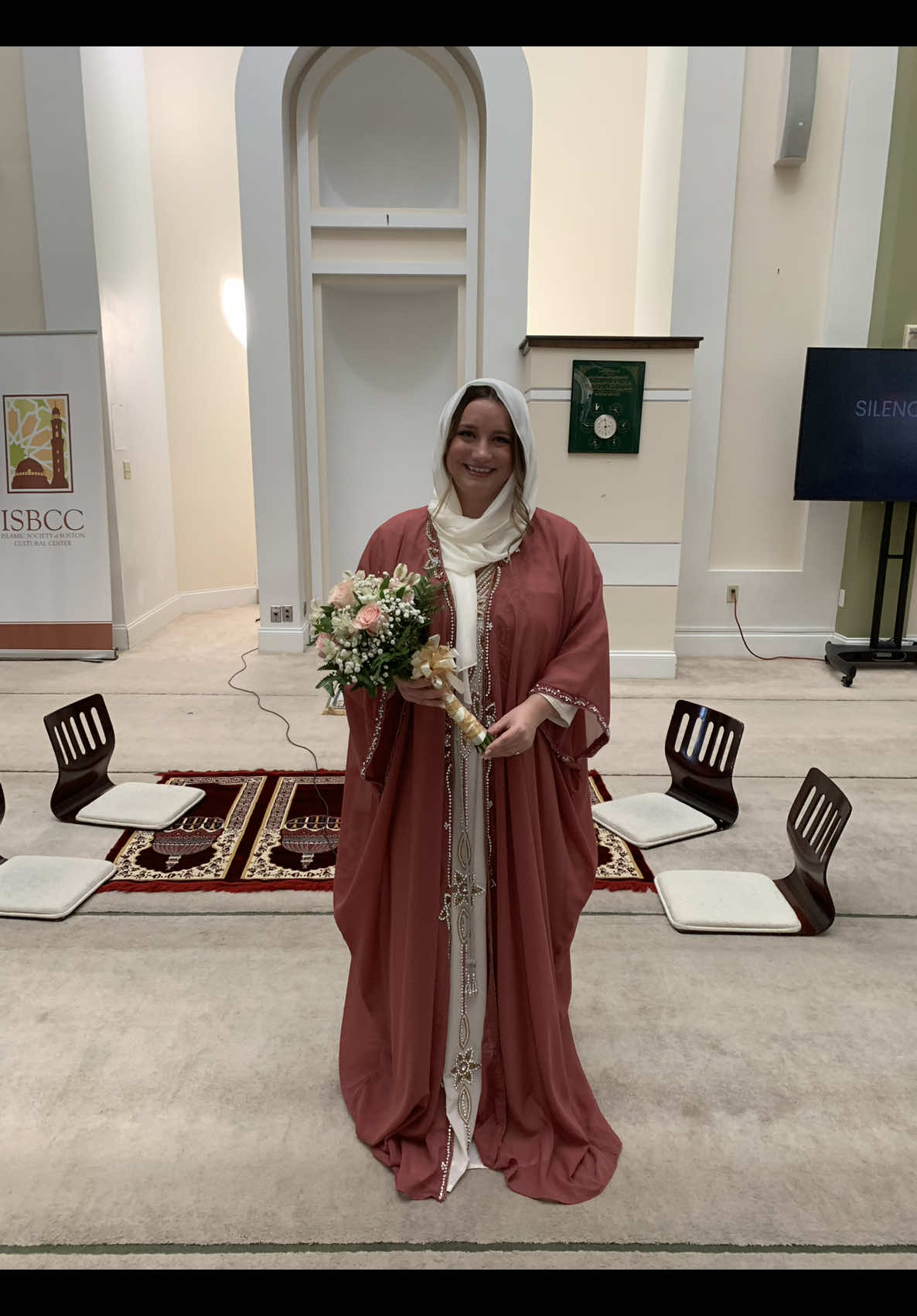 It’s been one year since I took my Shahada, celebrating this chapter and also reflecting on how I can do better Insha Allah ❤️❤️ #revertmuslim #revert #muslim #muslimtiktok #islamic #islamic_video #religion #fyp #foryoupage #muslimahtiktok 