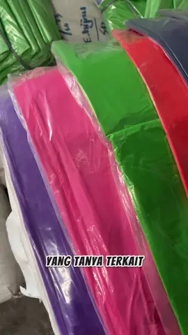 Plastik layangan murah meriah panjang 9 meter, buruan di checkout boloo #plastik #layangan #plastiklayangan #fyp #blitar24jam 