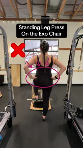 Let’s take a Quick Look at the standing leg press in the exo chair! #pilateswithdavi #pilateschair #balance #pregnancy #islandfitnessbainbridge @islandfitnessbainbridge 