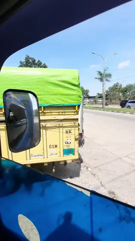 mobil siapa ni 😁😁😁@SWEETBOY  #tiktokviral #fyppdongggg #poryou 