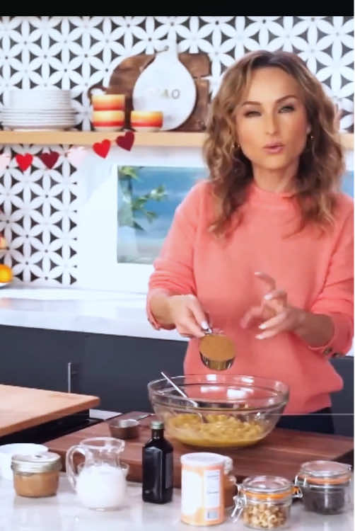 Chocolate Chip Banana Bread with Giada De Laurentiis | Giada Entertains | Food Network
 #GiadaDeLaurentiis #ChocolateChipBananaBread #GiadaEntertains #FoodNetwork #BananaBreadLove #SweetTreats #BakingTime #DessertGoals #HomemadeGoodness #EasyBakes #FoodieFavorites #CelebrityChef #ComfortFood #BakingInspo #DeliciousDesserts #KitchenVibes #BrunchBakes #BananaBreadRecipe #TastyEats #fyp 