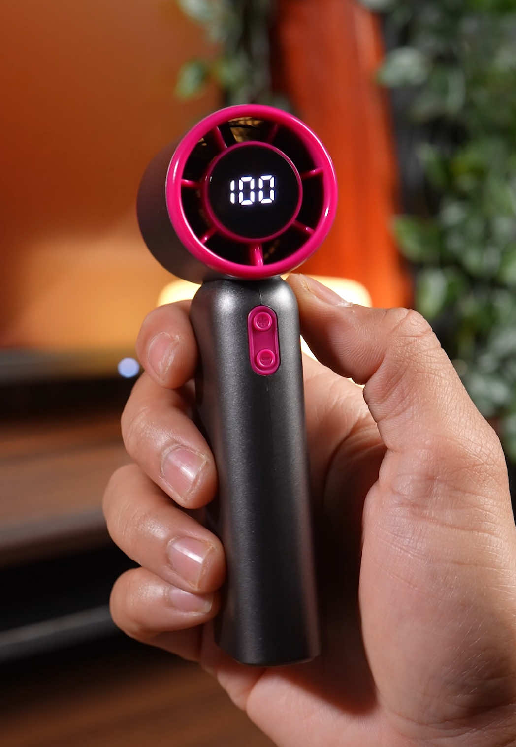 Kipas Turbo MINI yang cocok buat nemenin kamu kemana aja, muat di tas kecil dan ga makan tempat ! #mixio #mixioofficial #mixioofficialstore #kipasturbomixio #kipasmixio #kipasturbomini #kipasturbominimixio 