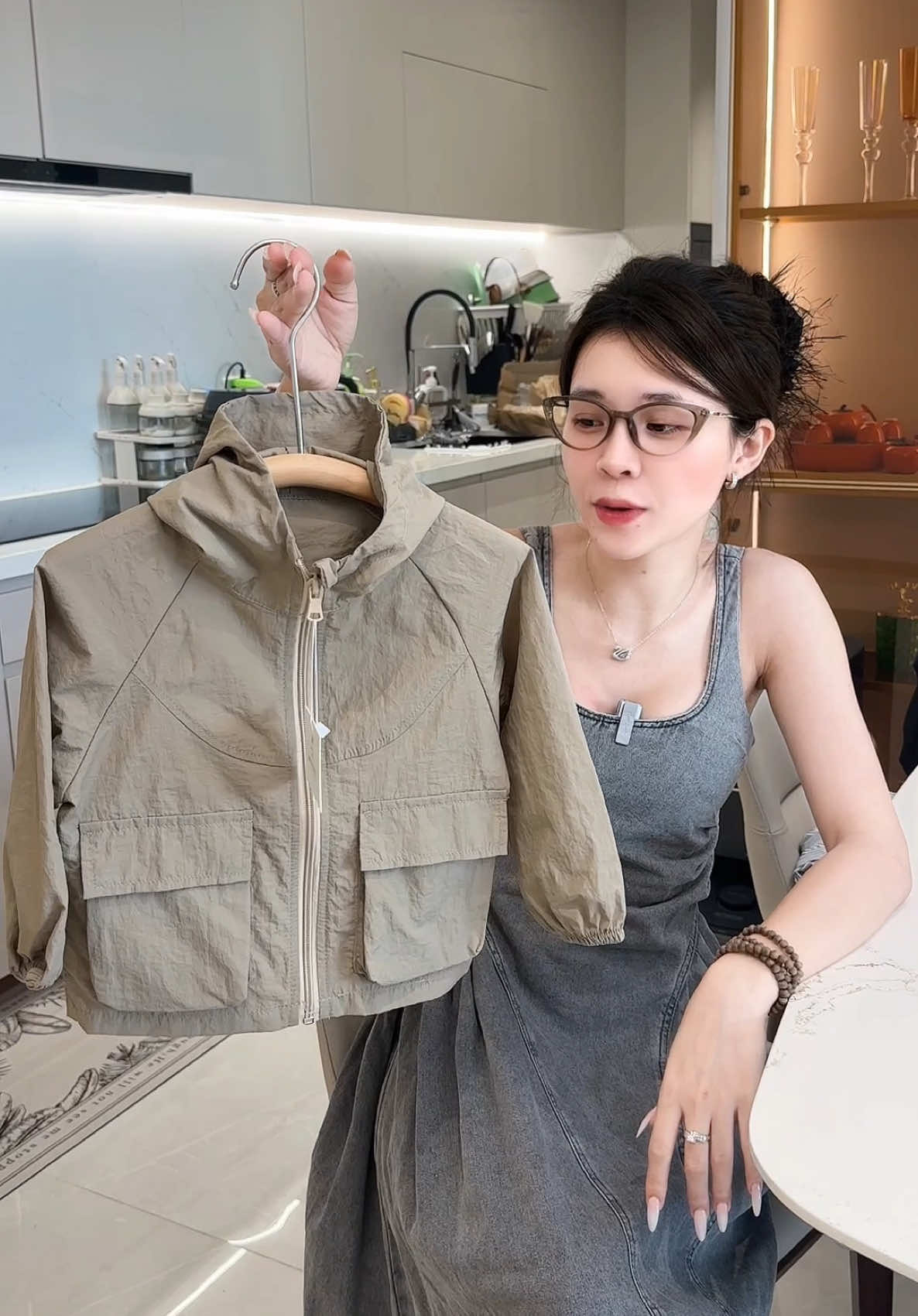 Áo gió chống nắng cho bé MỎNG 