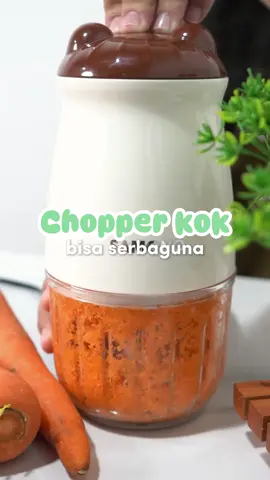 🥩 Chopper 300ml tapi bisa buat daging? YES! Samono Food Chopper ini kecil-kecil cabe rawit 💥 ✔️ 6 mata pisau tajam – halus maksimal ✔️ Bisa buat olah makanan & daging ✔️ Cuma 200 watt – hemat listrik ✔️ Dapet GARANSI, jadi gak was-was kalau rusak Yuk samaan kaya aku~ klik keranjang kuning sekarang! 🛒 #SAMONOINYOURLIFE #SAMONOSUPERBRANDS #samono #chopper #racuntiktok #alatdapur #masakpraktis #gilingsatset #choppermini #garansichopper