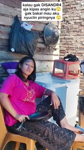 Kuharap penonton tetap aman ya🤣🙏  #fyp #vinahan  #viral  #videolucu  #videoviral  #katakatalucu  #komedi