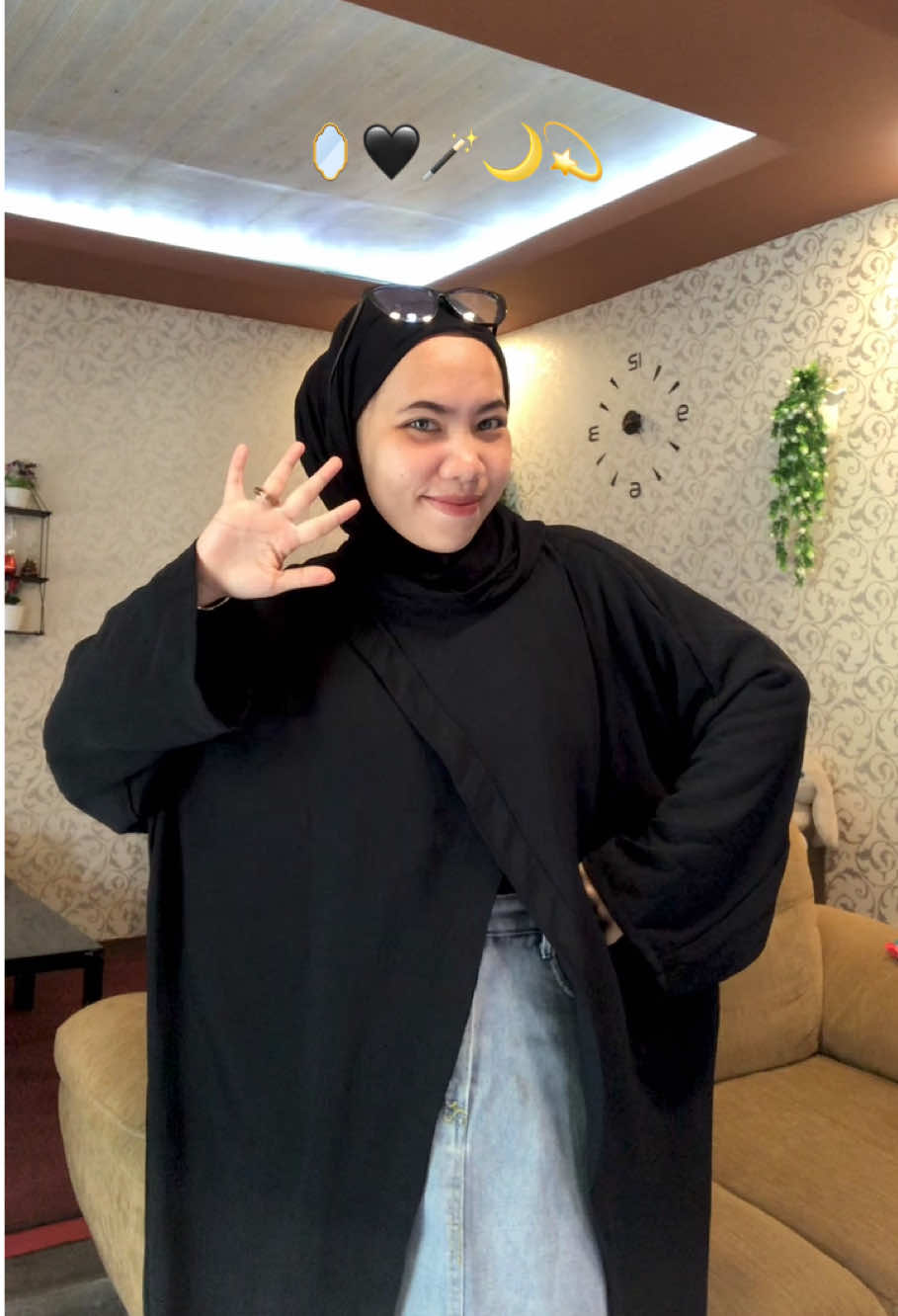 harus punya tunik iniiii🥵 #tunik #ootdhijab #dailyoutfits 