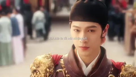 “她牵着我的手,跟我半生漂泊,我吻她的眼睛,护她半世流离。” 