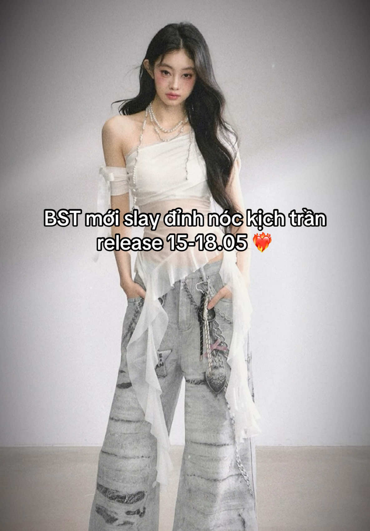 BST mới slay đỉnh nóc kịch trần release 15-18.05 ❤️‍🔥 Dân chơi hệ chiến cháy phố với quần jeans đẹp độc lạ cùng áo cắt xẻ vạt phối bèo  #CapCut #OOTD #fashiontiktok #viraloutfits #streetwear #길거리 옷 #douyin_china #クールなスタイル  