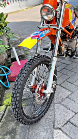 YAMAHO 🏁 #win100#win100modifkasiclassicindonesia #win100adventure #win100indonesia 
