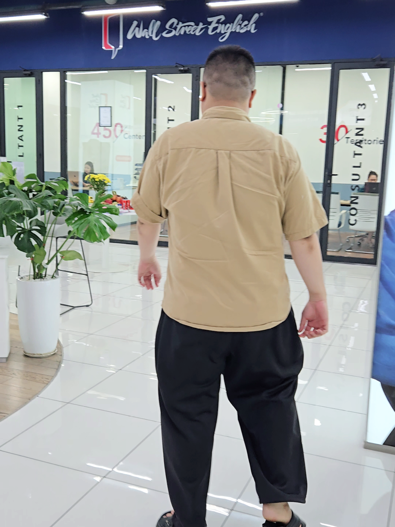 Nhóm nam sinh này quậy thiệt 😐 