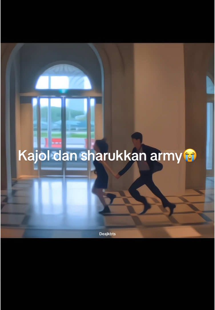 Vibes indianya masuk banget 😭😭 Lari lari maen gorden tuh  #kimseokjin #seokjin #armybts #bts_official_bighit #jinbts #echo #dontsayyouloveme #fypage 