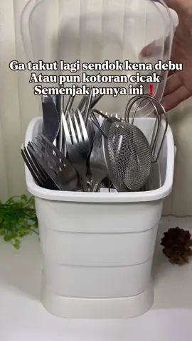 Gausah Lap sendok garpu lagi pas mau di pake karna udah pake tempat yang aman ada tutupnya 🫶🏻😍 #tempatsendok #wadahsendok #sendokgarpu #tempatsendokgarpu 