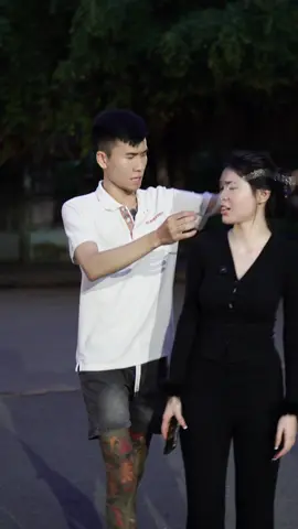 Đâu có tiền ghê v tr