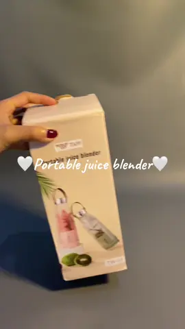 Desainnya bagus dan gampang bgt dibawa kemana2🫰🏻 #portablejuicer #blendermini #blenderportable 