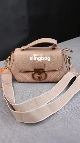 Tunjukkan gaya kamu dengan tas Moco! ✨ Like & share postingan ini, dan dapatkan kesempatan memenangkan voucher potongan harga spesial!  #moco #taswanita #taspremium #hargapromo #tiktokshopindonesia