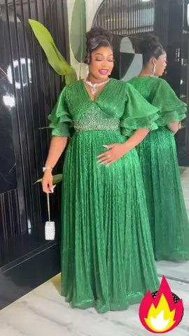 Elegant party dress available for hire and sale find us at Galiraya commercial plaza L6-495 and Emessa complex Ntinda opposite Kampala independent hospital #weddingdress #partydress #kampala #fyp #classystyle #sudanese_tiktok #birthdaygirl #pregnant #bride #ladies #dress #kampala_tiktokers #photoshoot #adorablefashion #adorablefashions #out 