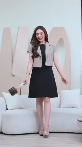 เดรสสวยๆ พร้อมเสริฟ์จร้า #ชุดทํางาน #เดรสเรียบหรูดูแพง #เบลเซอร์ #ชุดสัมภาษณ์งาน #เดรสแขนกุด #metapornshop 