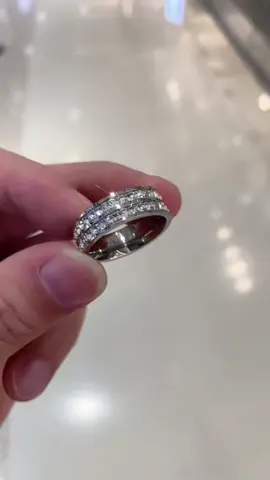 Ang mga accessories ay hindi mga dekorasyon, ngunit isang extension ng iyong aura.#OOTD #earrings 