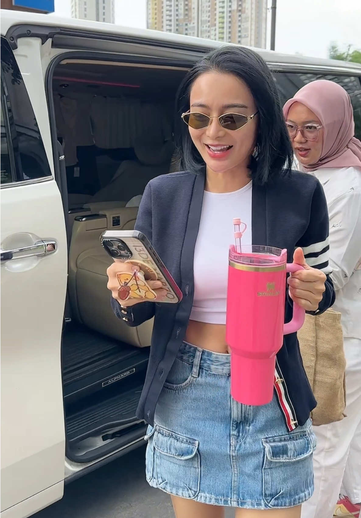 Siapa yang udah dangdutan di Bioskop bareng Mendadak Dangdut 🙄😍❤️