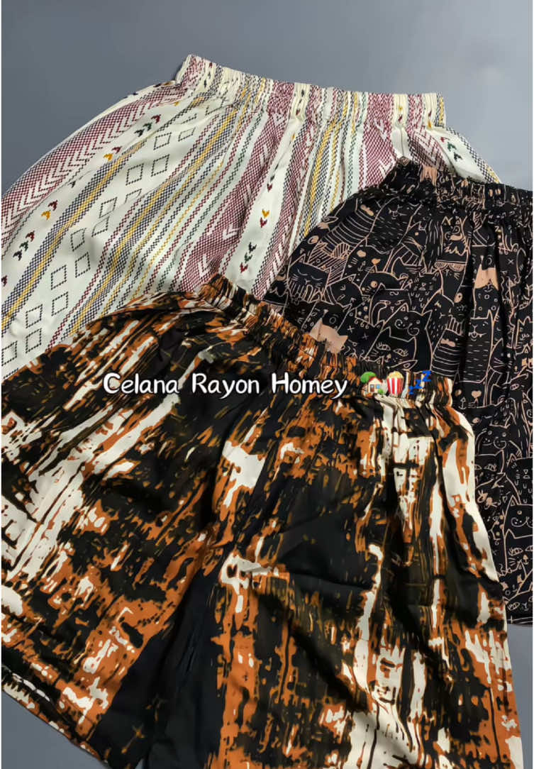 Celana pendek bikin betah rebahan seharian dirumah #celanarayon #celanahommy #celanasantai 