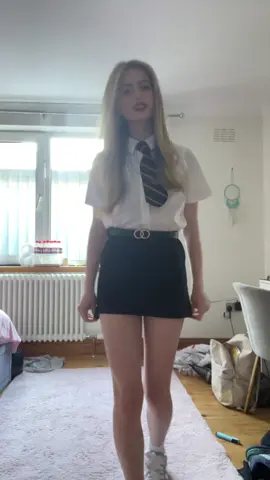 messy room 🙃 #flopping #viral #xybcaa #fypppppppppppppppppppppppppppppp #makemefamous #repost #viral? #lipsync #messyroom #school #scottishuniform 