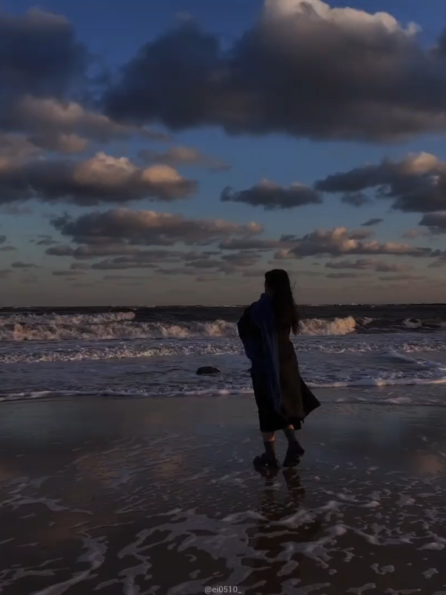 A Ý Mạc ... #aymac #阿衣莫 #xuhuong #lyrics #nhactrung #douyin #viral #foryou #veraees #radioteamtm 