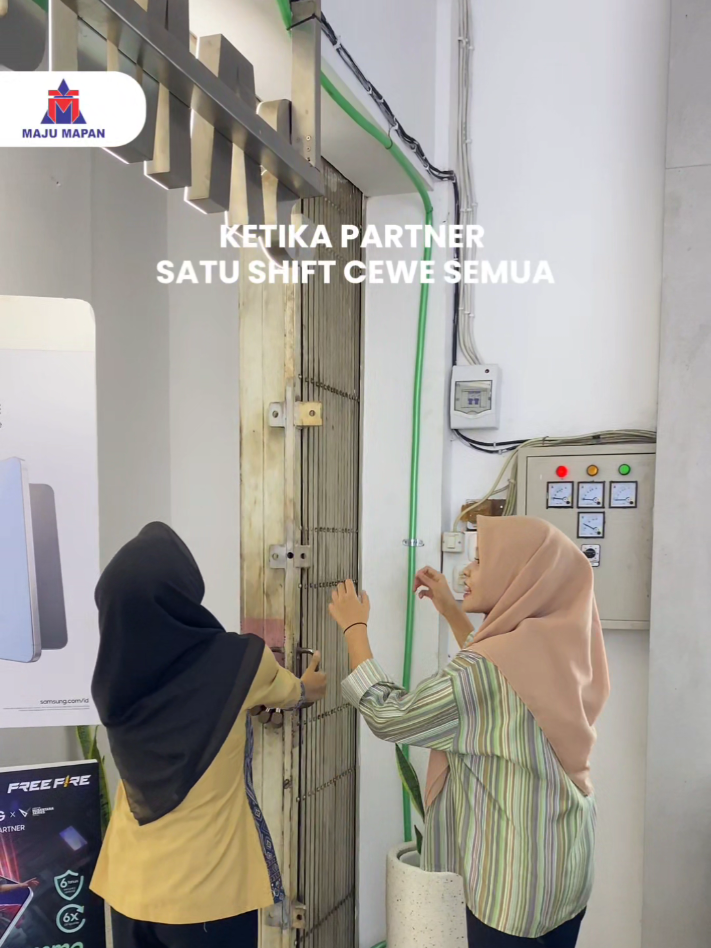 Butuh tenaga extraa untuk tarik pintu toko ajaaa🥹